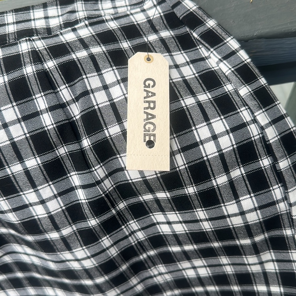Clean wardrobe - Picture 3 of 5